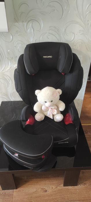Автокресло Recaro monza nova is
