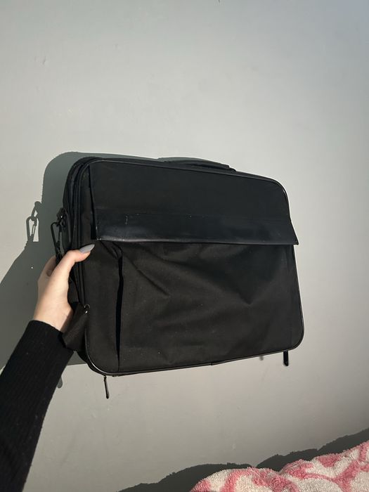 HP OMEN 15 (i5-8300H/8GB RAM) Formatado, com carregador e bolsa