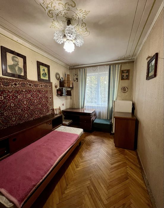 Оренда 2к кв-ри з ізольованими кімнатами по вулиці Пасічна