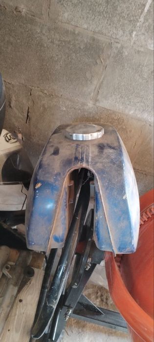 Бак на мотоцикл синій