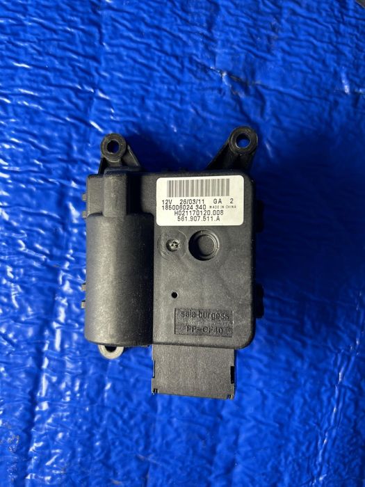 Актуатор моторчик привод заслонок печки Passat b7 b8 USA