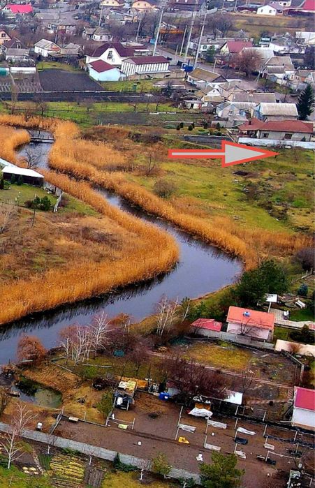 Продам участок у реки в элитном раене !!! ( С )