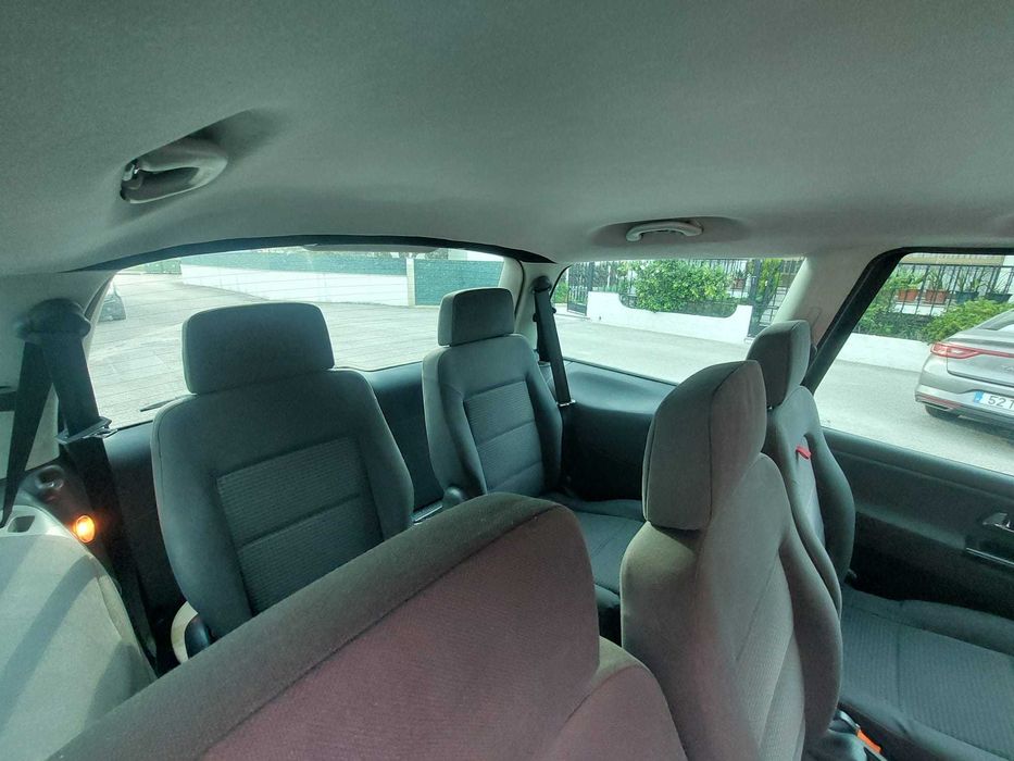 Volkswagen Sharan 1.9 Tdi 115cv – 7 lugares - Ano 2000