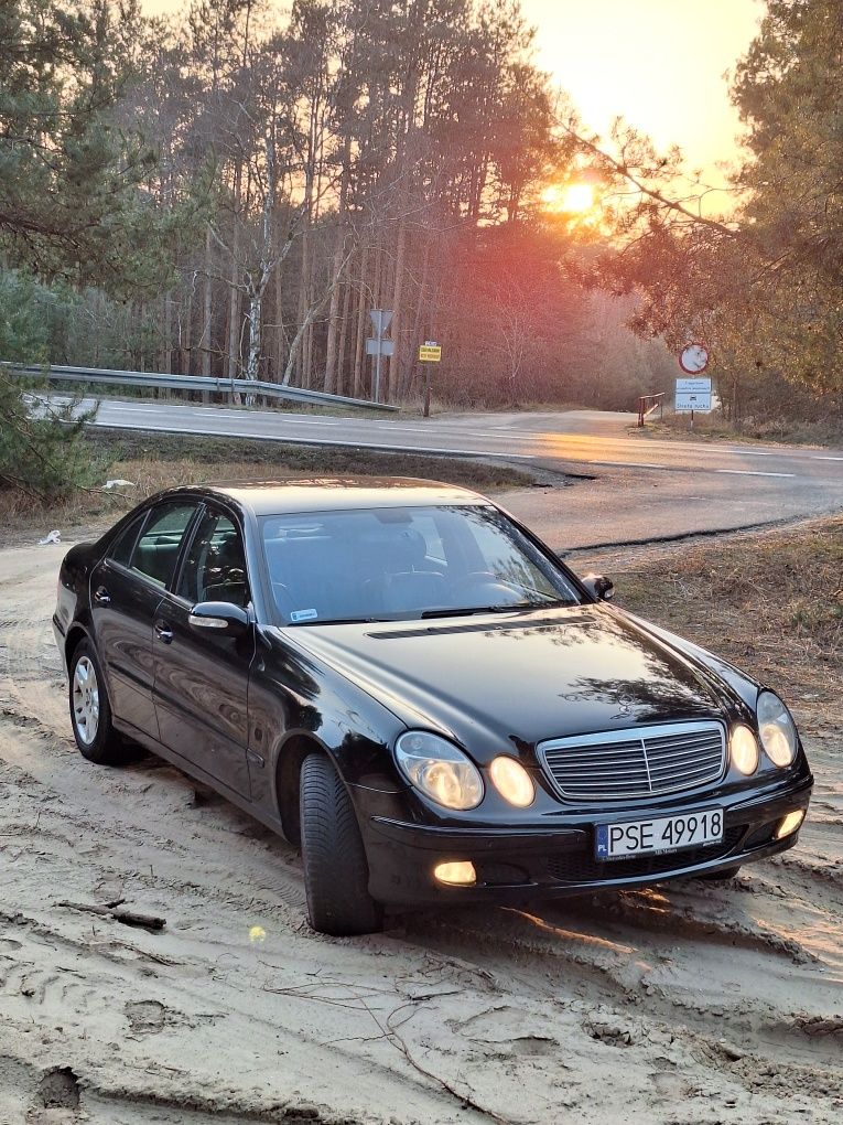 Sprzedam Mercedesa e klasa w211