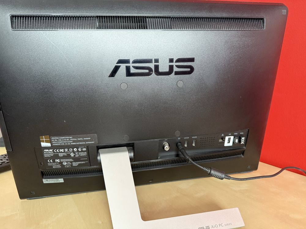 Komputer Asus Aio ET2221A 22” Windows 10 Home