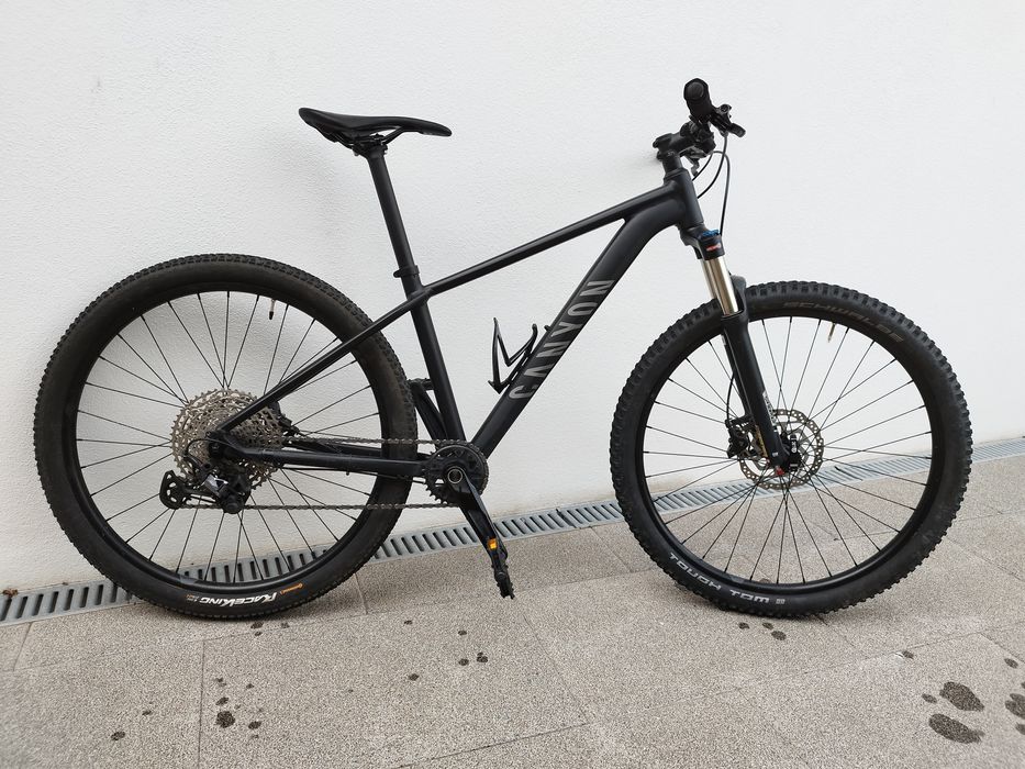 Bicicleta BTT canyon