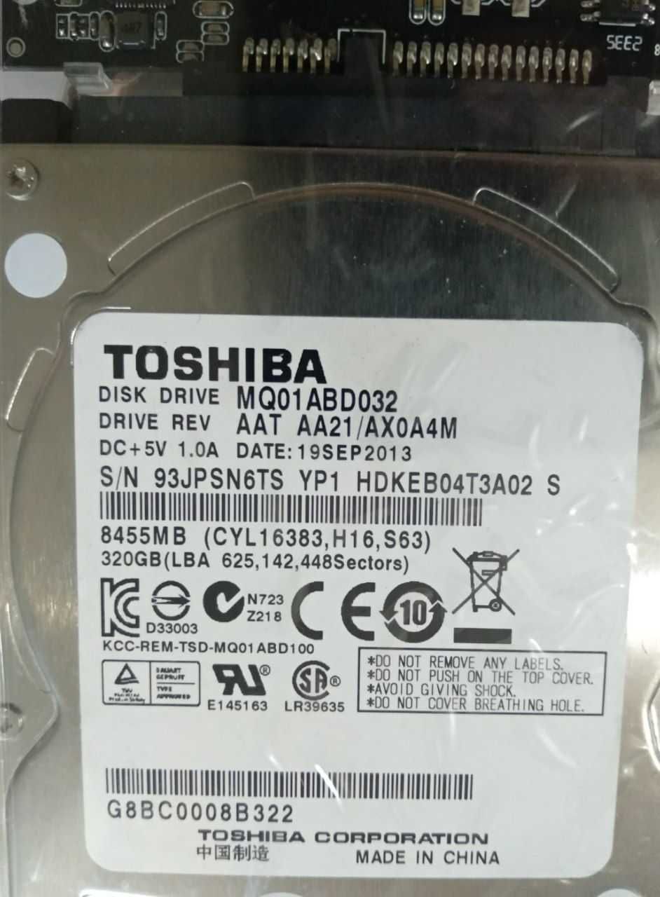 Портативний HDD TOSHIBA 320 GB