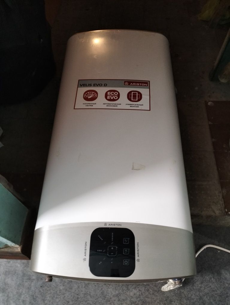 Бойлер Ariston evo 80