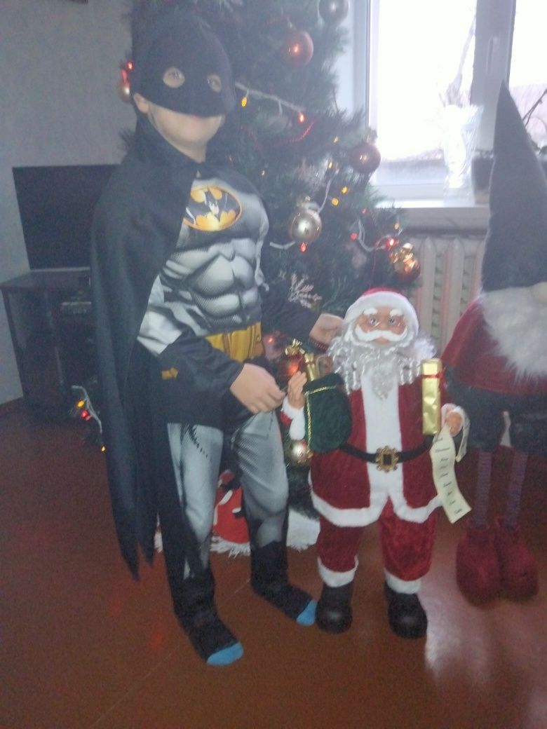 Новорічний костюм Бетмена