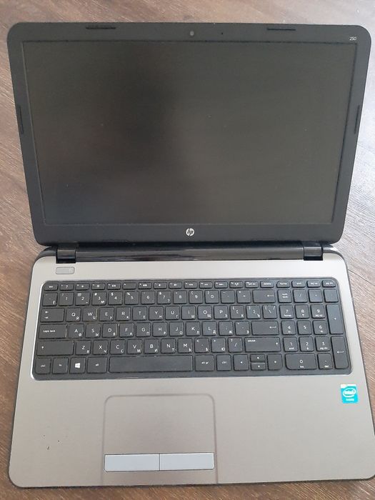 Ноутбук HP 250 G3