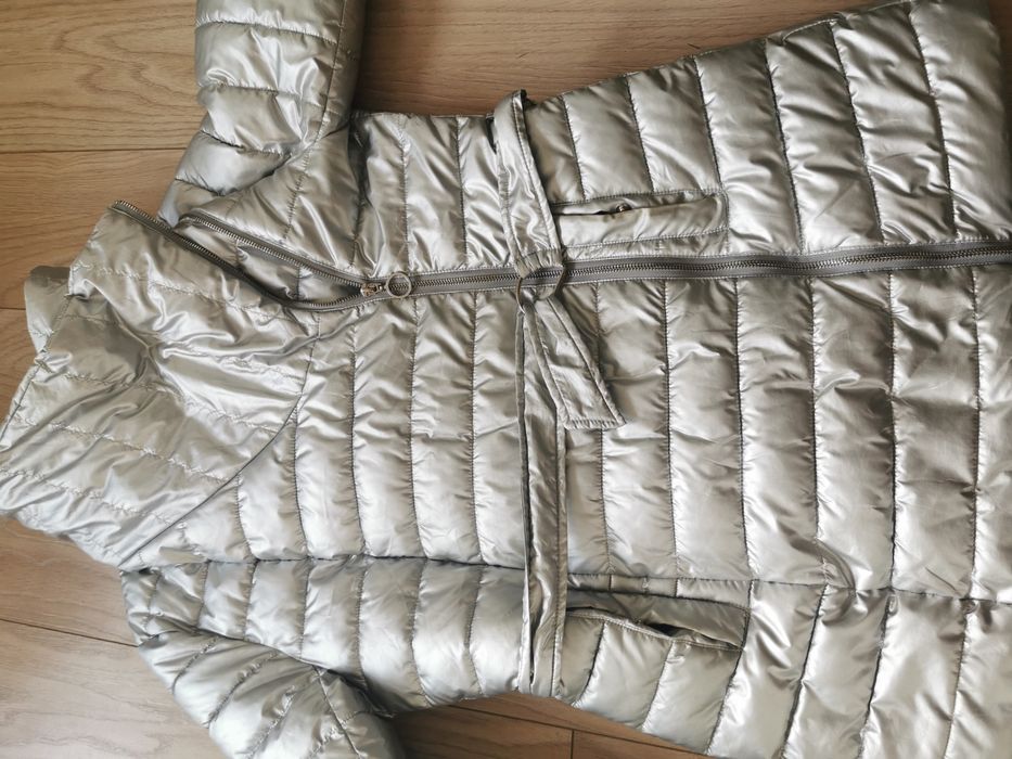 Piękna srebrna kurtka pikowana puchowa Mohito