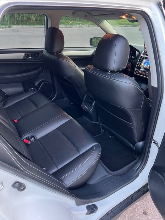 Срочно!Subaru Outback V(FL)2.5AT.AWD