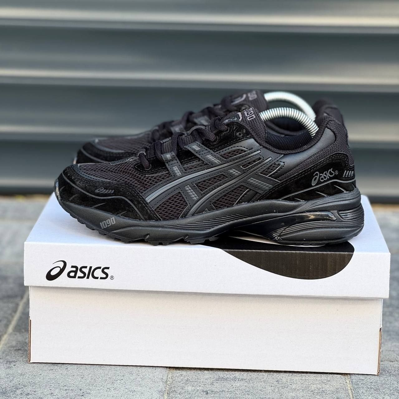 Кросівки чоловічі Asics 1090 1179