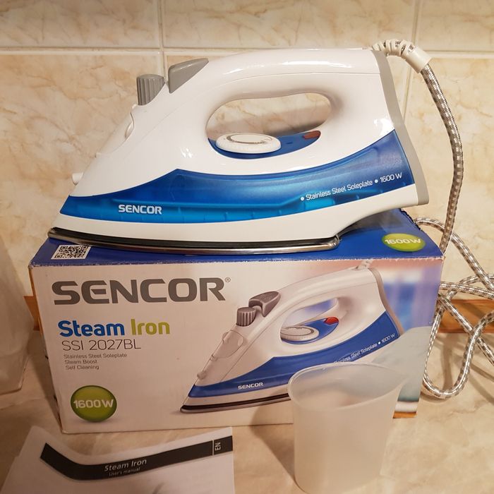 Утюг Sencor SSI 2027 BL