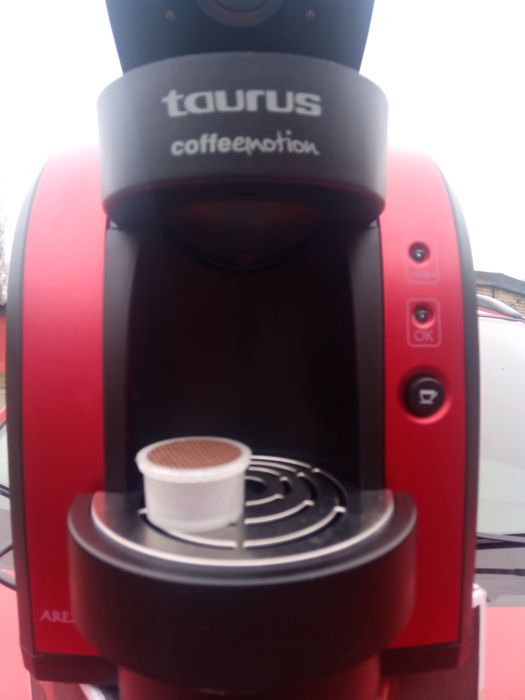Продам кавоварку таурус.