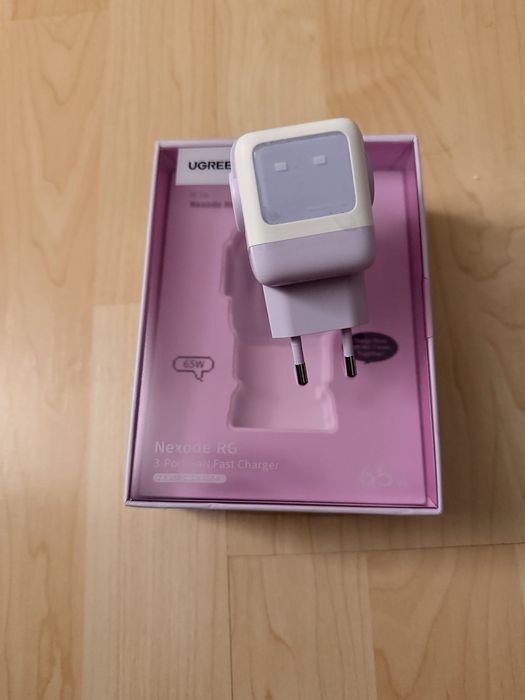 Ugreen Nexide RG 3port GaN Fast Charger 65w