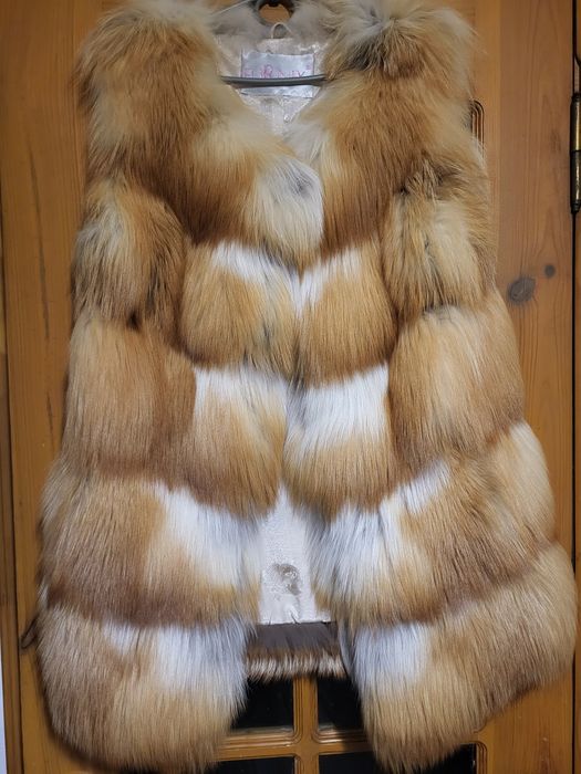 Жилетка меховая.