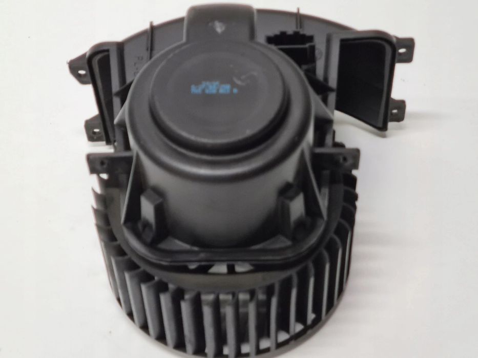 VW T5 wentylator dmuchawa nagrzewnicy 7E5820021