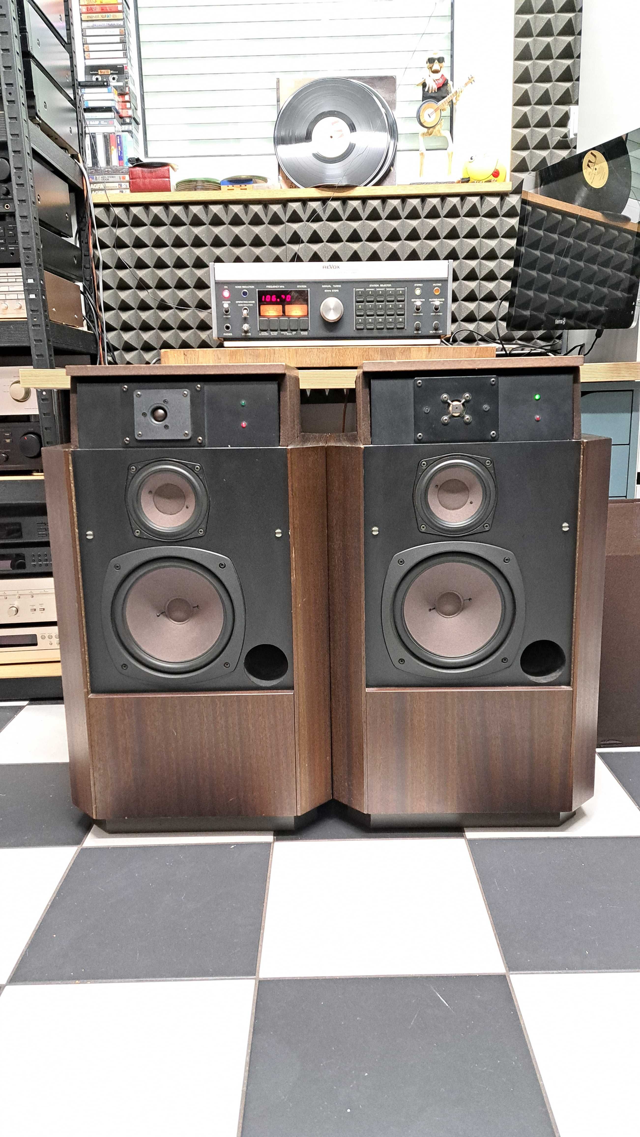 Kolumny Revox agora b plus Revox B760