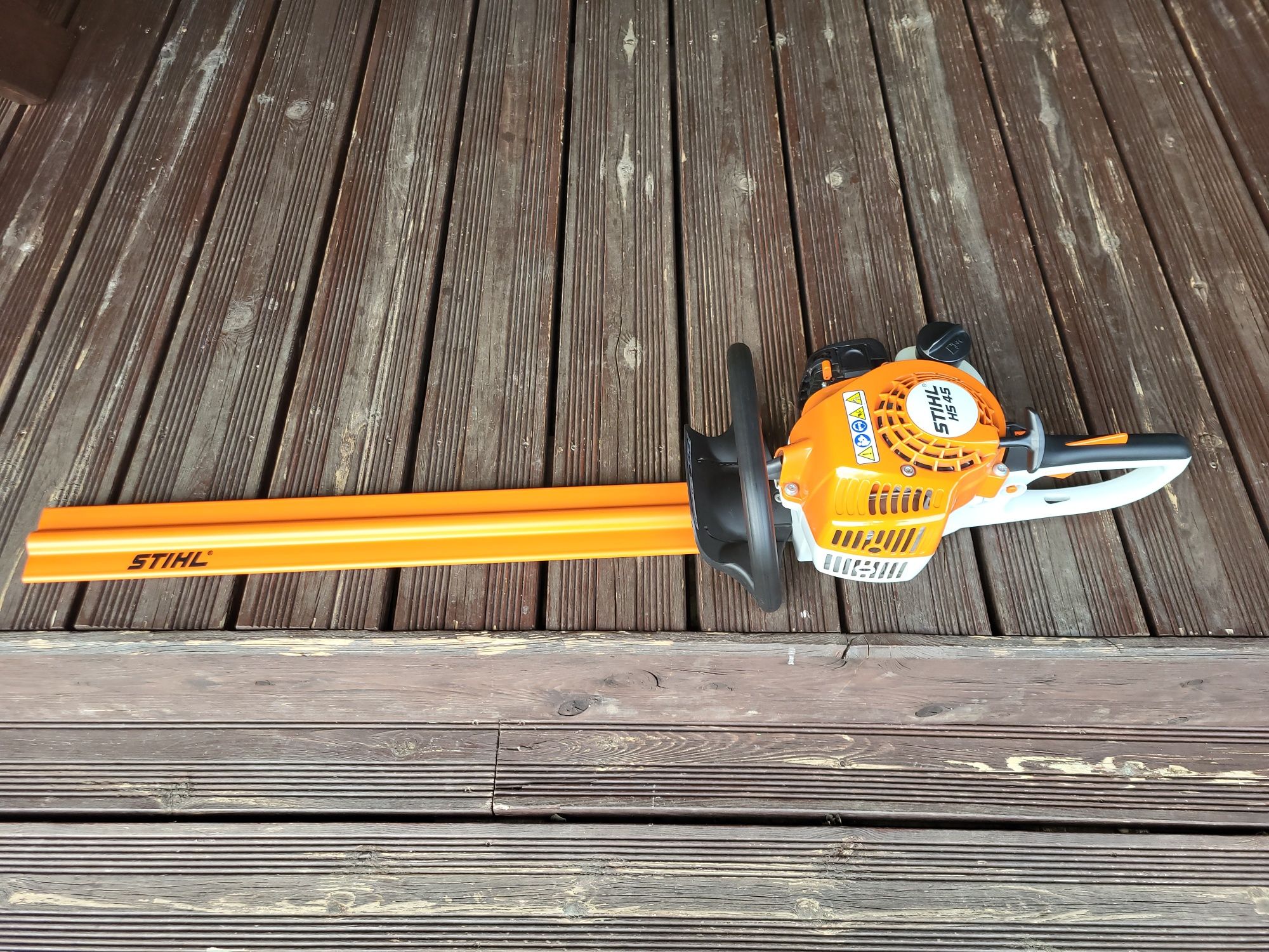 STIHL HS 45 nożyce do żywopłotów.