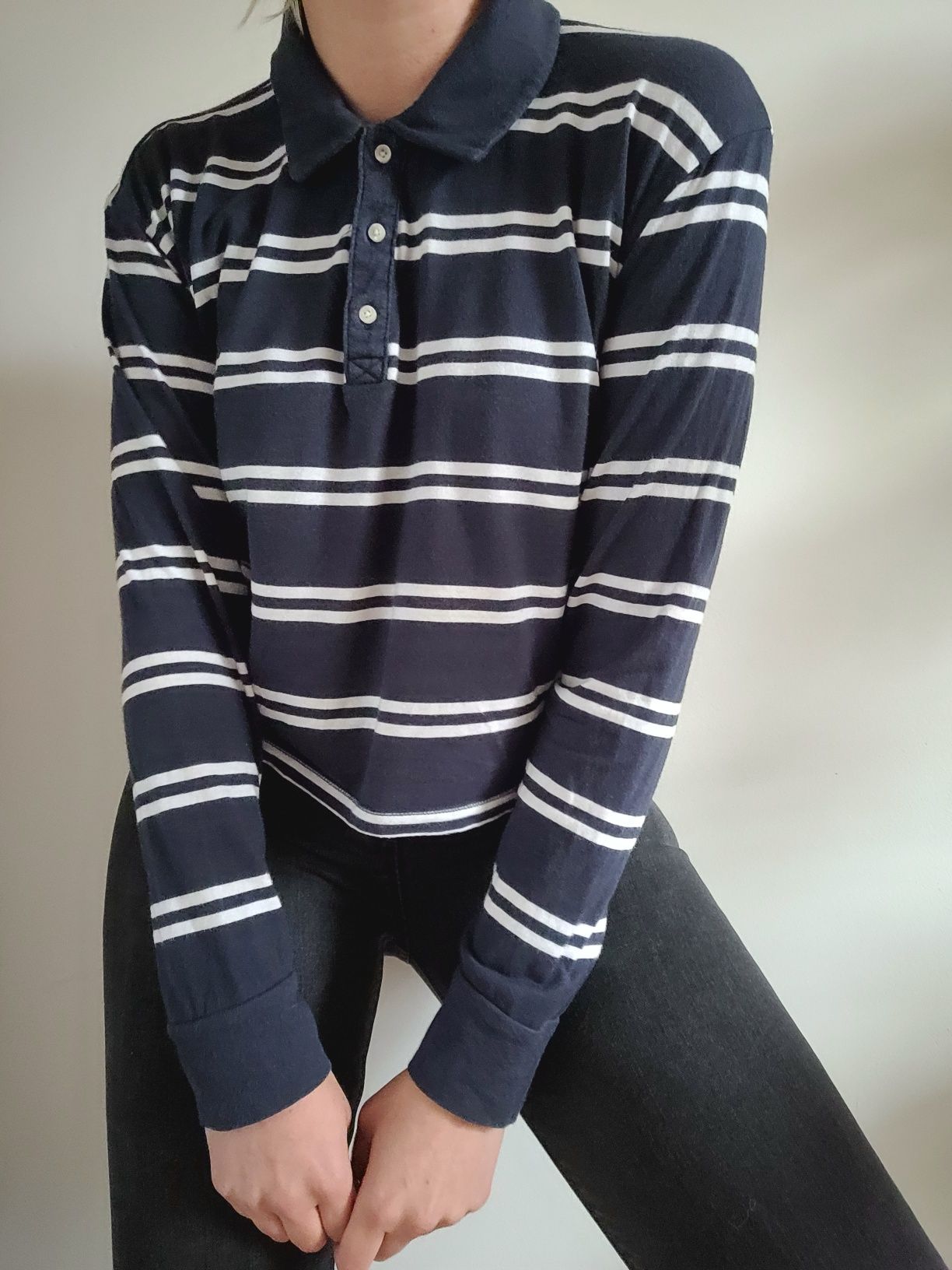 Granatowy longsleeve w paski oversize Hollister