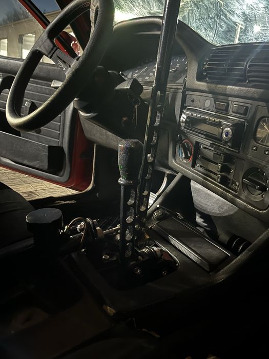 БМВ E30 Бмв 1.6