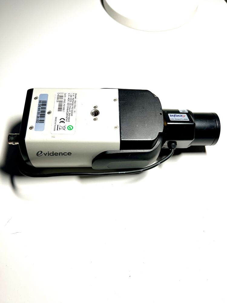 IP kamera monitoringu 1.3MP z obiektywem 2.8-10mm i PoE