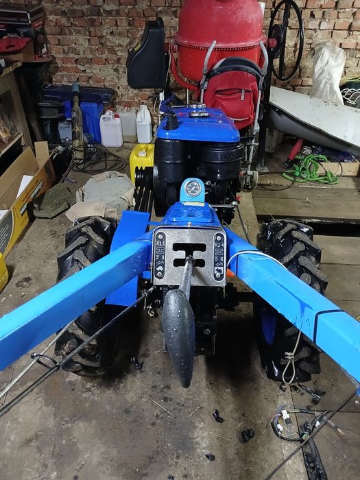 Продам мотоблок в хорошому стані