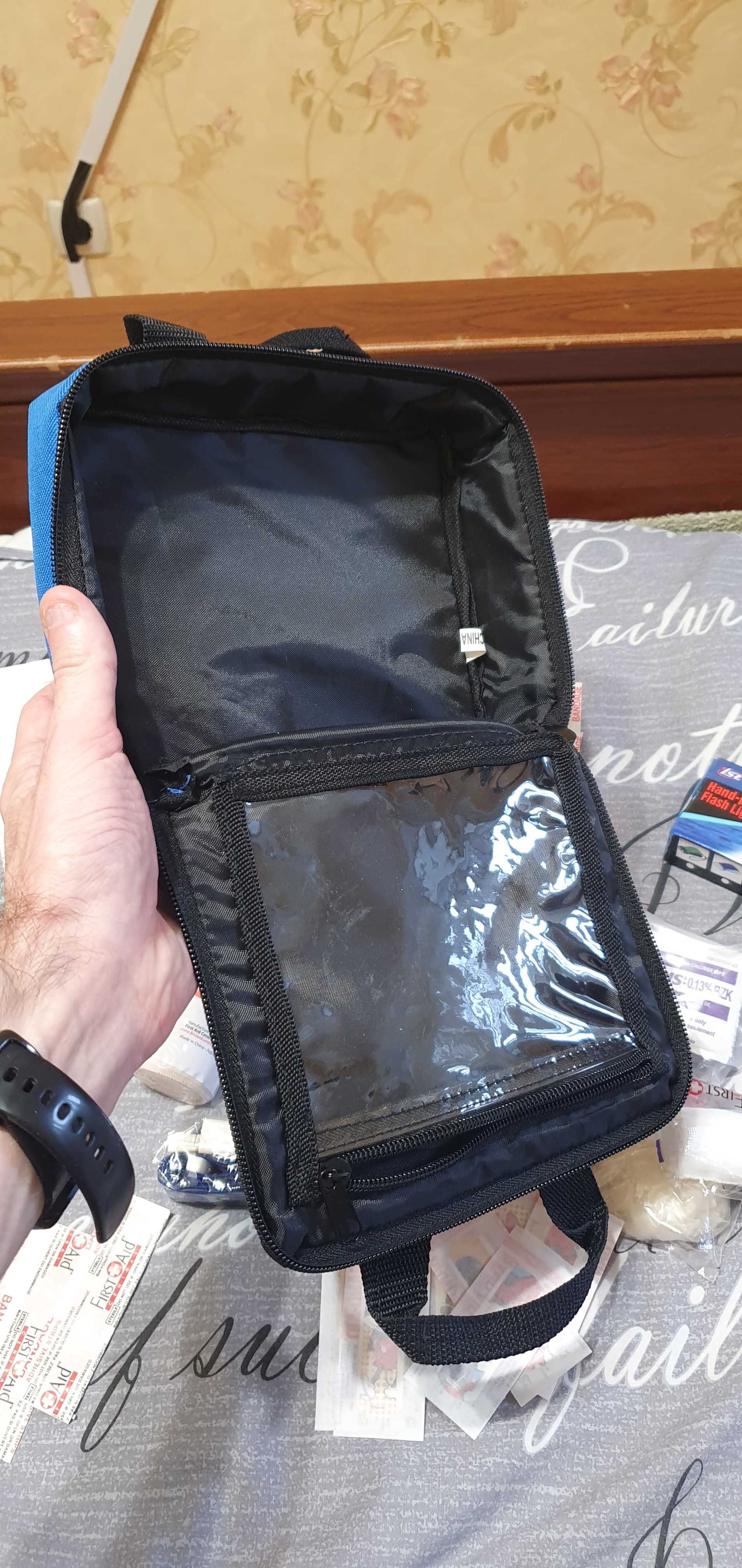 Аптечка збірна з наповненням, похідна або в авто
