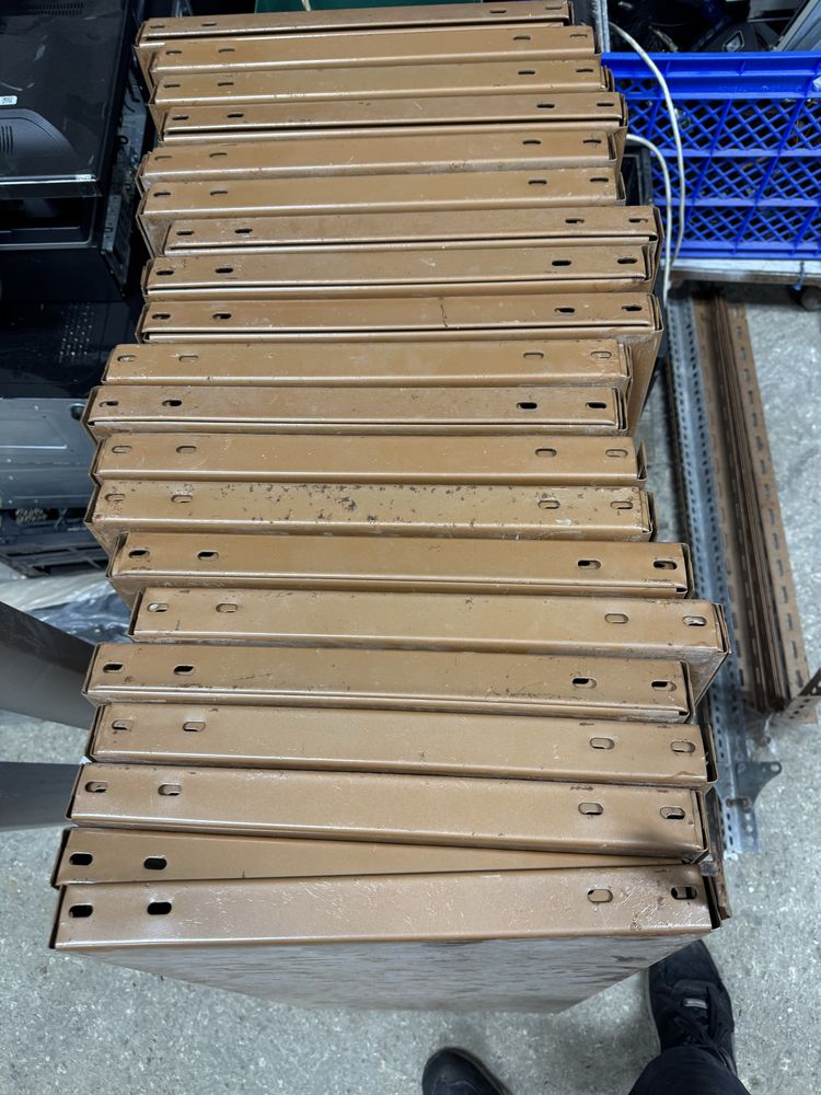 Parteleiras metalicas