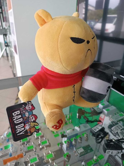 PROMO:Peluche Bad Day Poohison 25cm