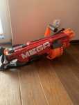 Nerf Mega Nowy.