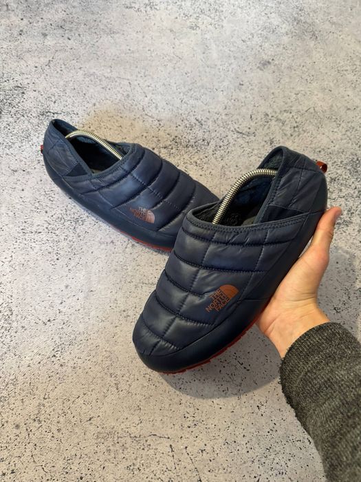 Зимние слипоны The North Face Thermoball Traction Mule
