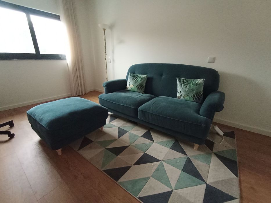 Sofá ESSEBODA IKEA 2 Lugares + Repousa pés