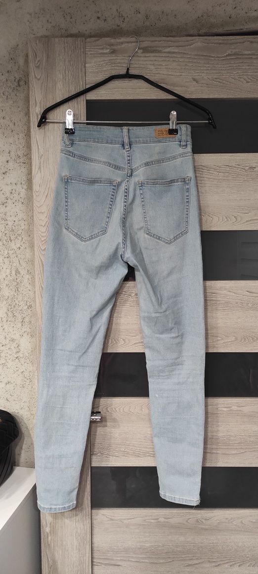 Spodnie jeansowe skinny pull &bear S