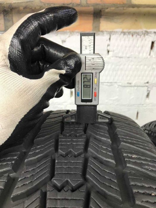 Зимові шини, резина б/у 215/60 R16 Sava Eskimo hp 2 (7916)