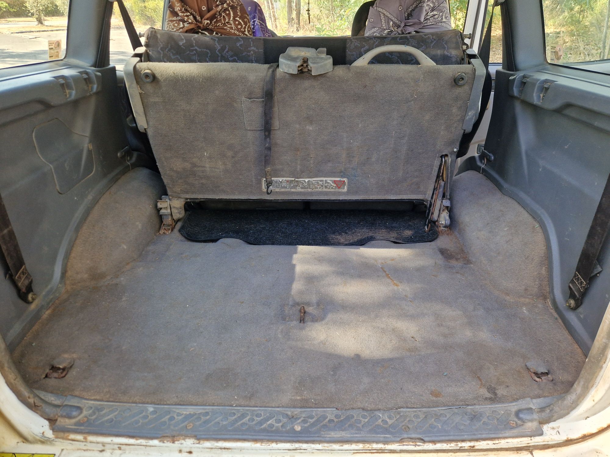 Nissan Terrano II 2.7 TD – 7 Lugares (1996)