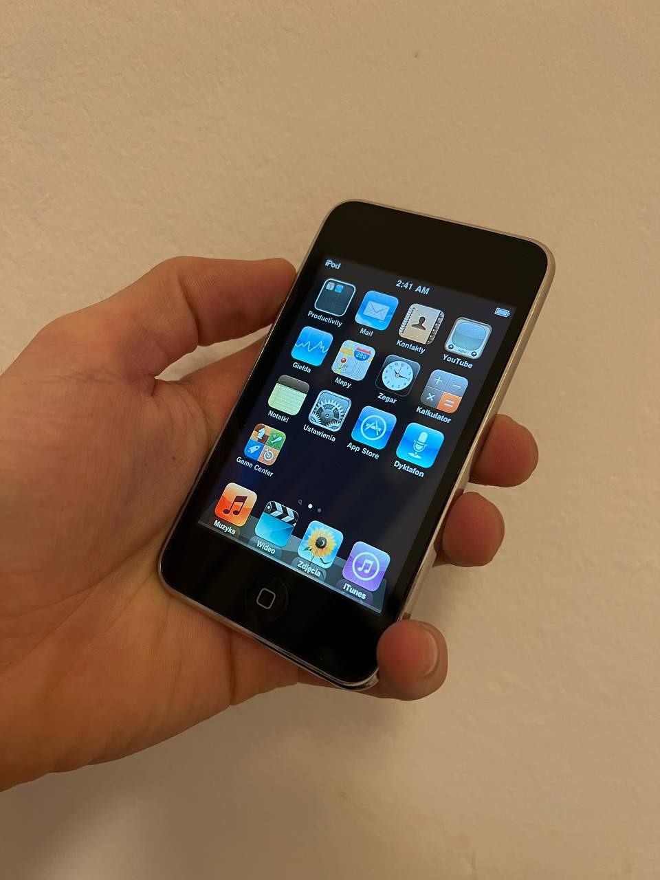 Kultowy iPod Touch 2G 8GB