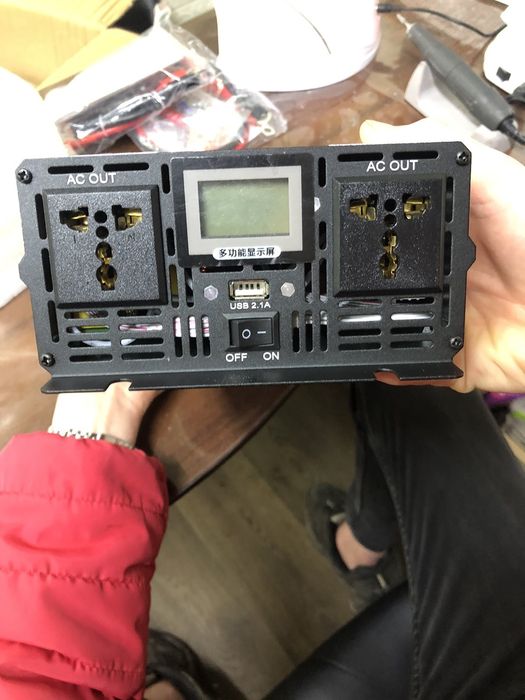 Инвертор  4000w 12v-220v