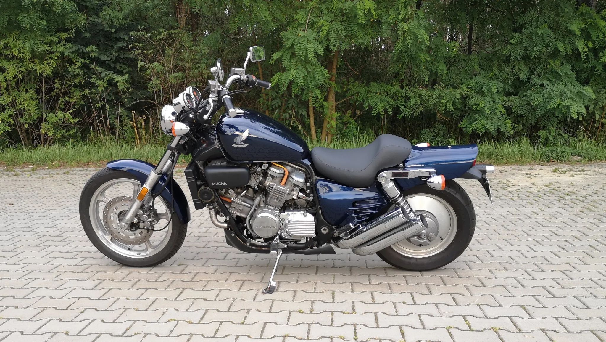 Honda VF 700 Super magna
