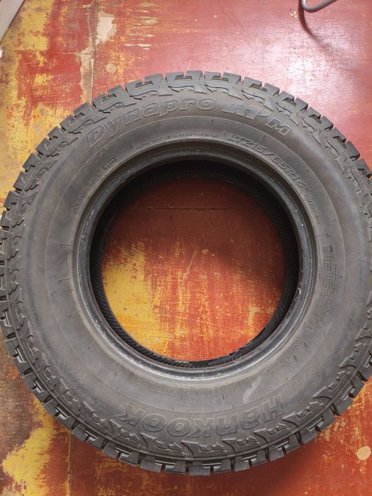Продам комплектом 215/85R16