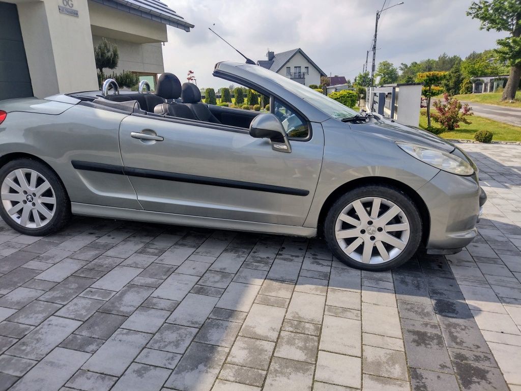 Peugeot 207 CC 07r 1.6 Benz, navi, klimatronic, zadbany.