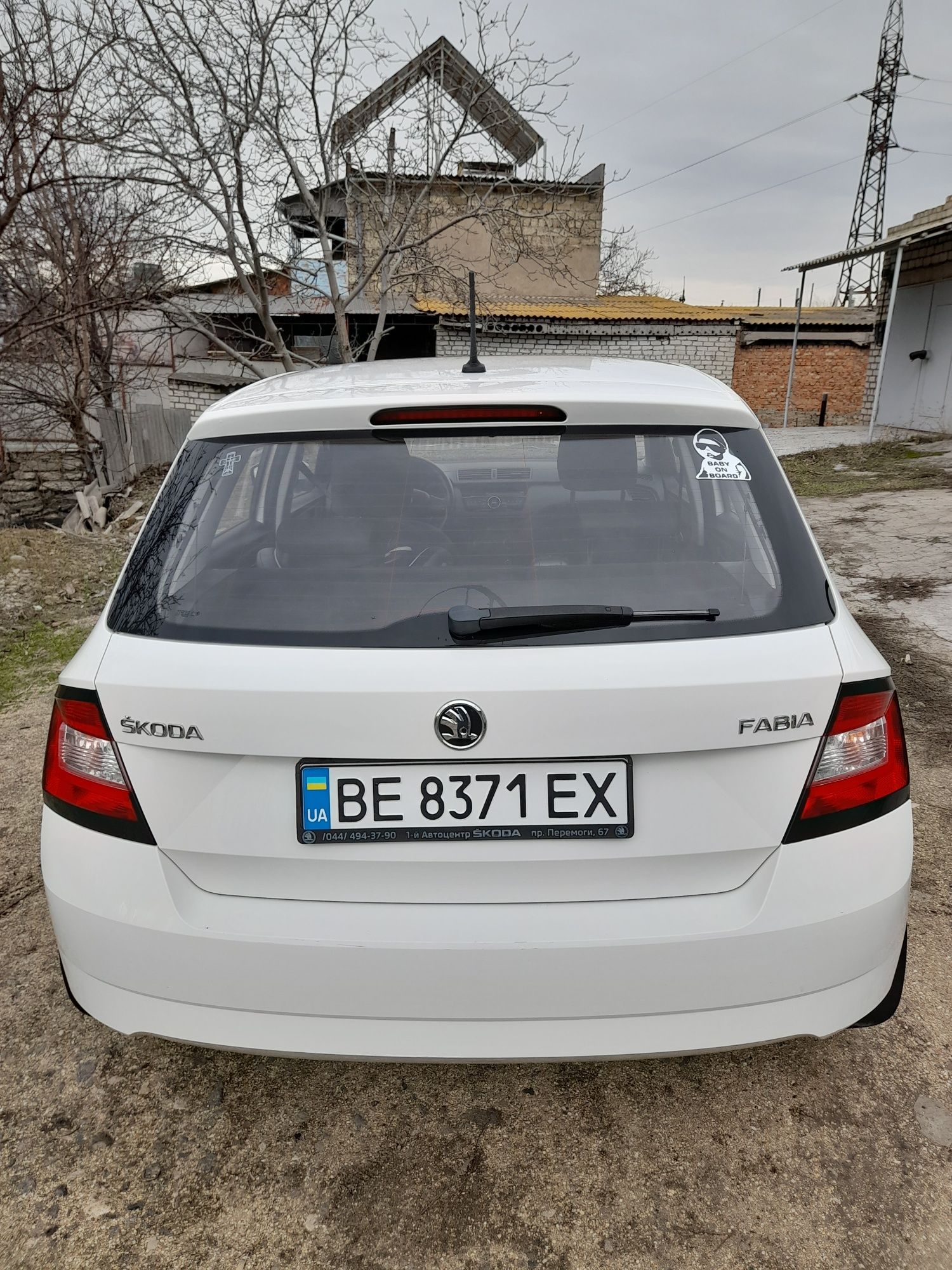 Шкода фабия Skoda 3