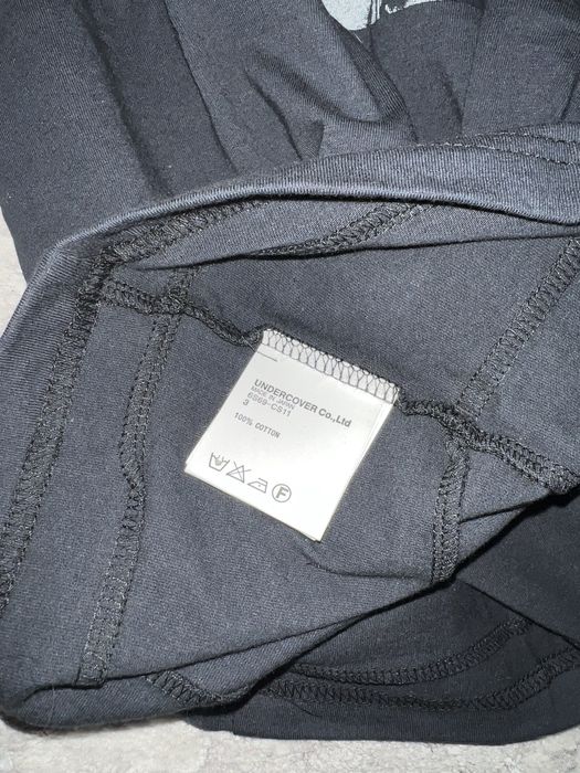 Undercover chuuut! Футболка