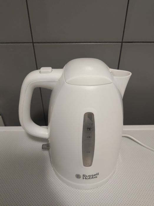 Russell Hobbs Biały czajnik elektryczny