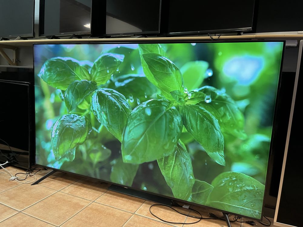 Samsung 75 діагональ 8 серія корпус в плівці