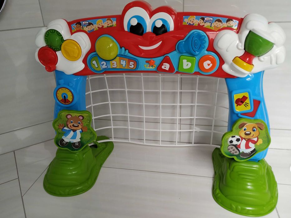 interaktywna bramka do gry w piłkę