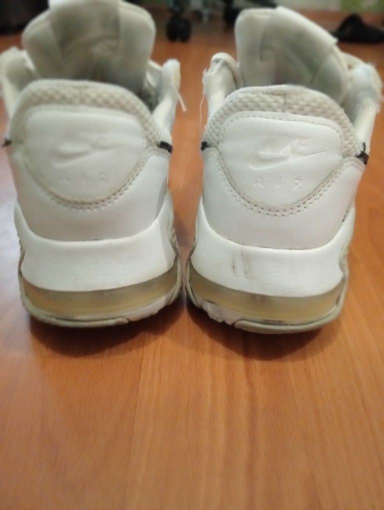 Продам Nike Air Max 38.5