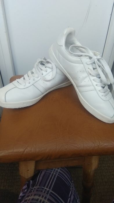 Кроссовки женские restime 37р