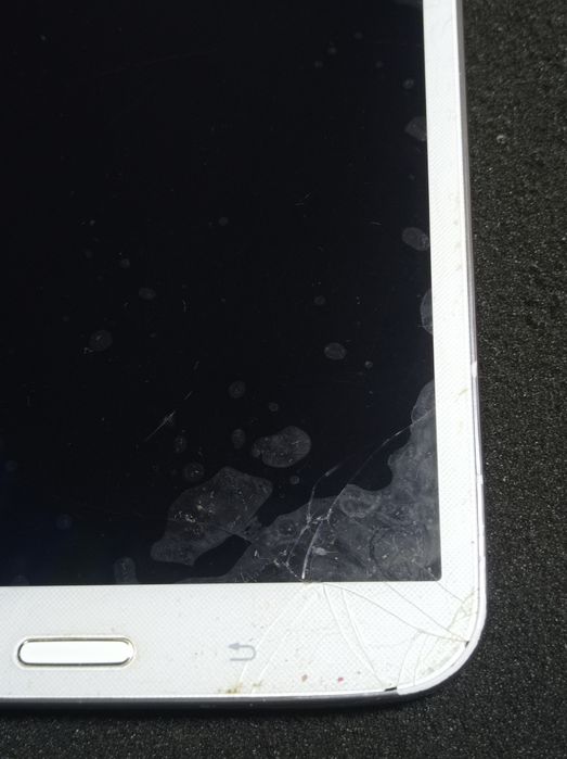 Планшет Samsung Galaxy Tab 3  SM-T310 "16gb" (8 дюймів )